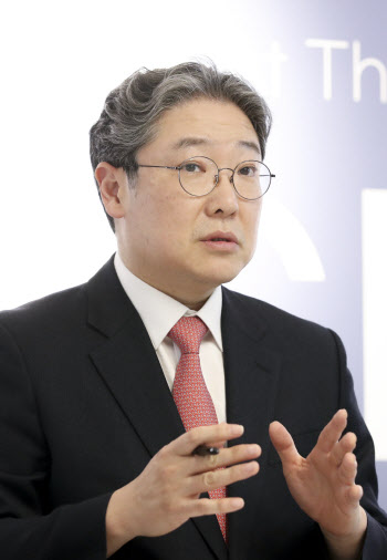 이택수 "민주당, `반윤(反尹) 포위론` 성사 여부가 남은 변수"