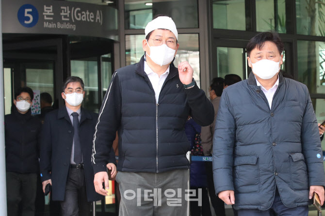 [포토]퇴원하는 송영길 대표