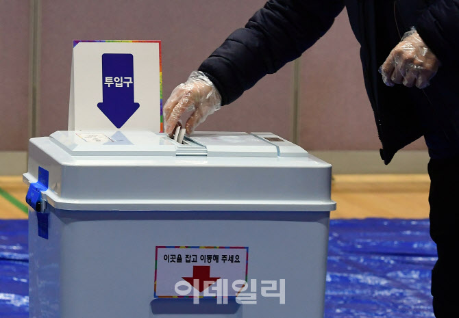 “초박빙 선거·정권심판·생애 첫 투표”…이유도 각양각색