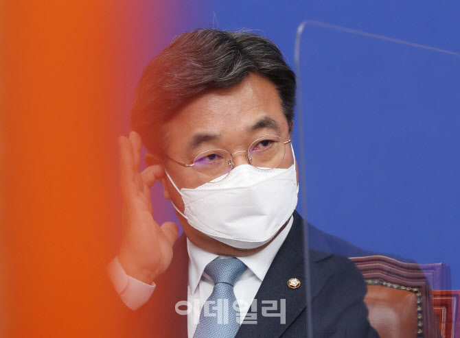 [포토]연석회의 참석한 윤호중 비대위원장