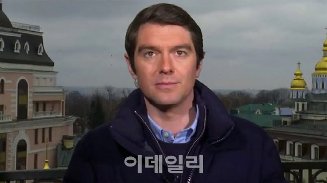 미 국무부, 우크라서 부상당한 기자에 "모든 수단 동원해 지원"