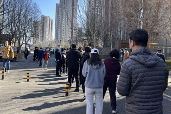 중국, 코로나 전역으로 퍼져…인구 2400만 지린성도 사실상 봉쇄