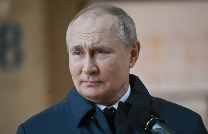 러시아 핵무기 꺼내들까…“움직임 심상찮다” 경고 솔솔