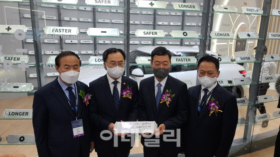 ‘인터배터리 2022’ 개막…정부·업계 “공급망 문제 해결에 함께 노력”