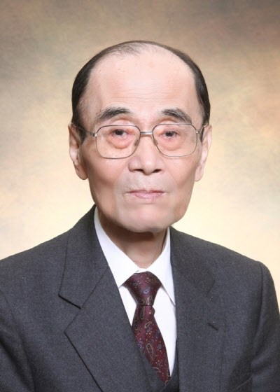불문학자 정명환 서울대 명예교수 별세…향년 93세