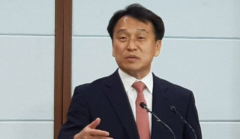 정창수 전 차관 “부동산정책은 국토부가 중심..기재부 뒤로 빠져야”