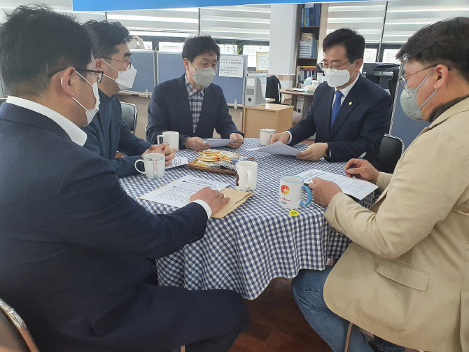 이용빈 의원 “규제샌드박스에 ‘의약품 화상 투약기’ 반대”