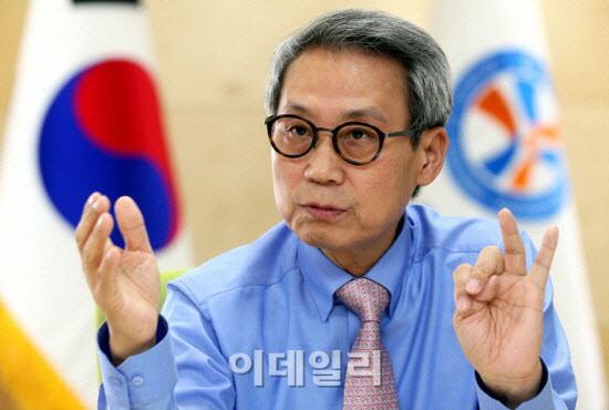 [인터뷰]"윤석열·한덕수, 성공하려면 5년 아닌 20년 집권 플랜 짜라"