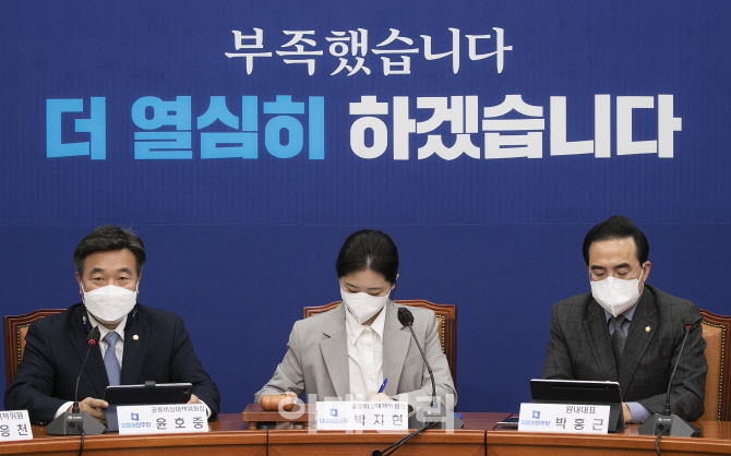 [포토]윤호중, '경찰, 이재명 죽이기 수사...충성경쟁 도 넘어'