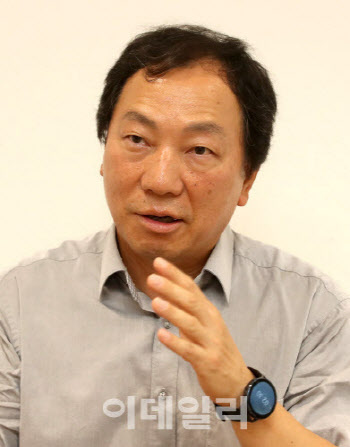 자영업 정책, 혁신·협력으로 전환해야