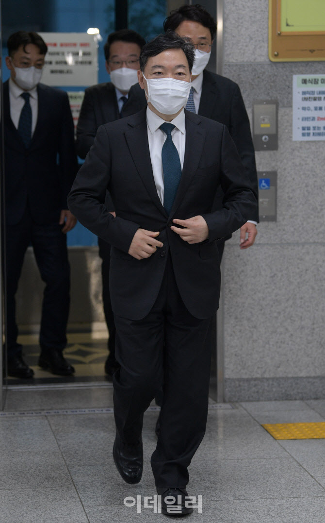 [포토]검수완박 관련 기자간담회 참석하는 김오수 검찰총장
