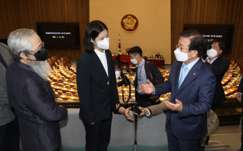 `故이예람 중사 특검법` 국회 본회의 통과…발의 310일 만(상보)