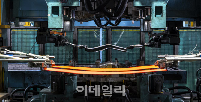 車강판 협상 막바지 ‘t당 10만원 중후반’ 인상…후판값은 ‘이견’ 여전