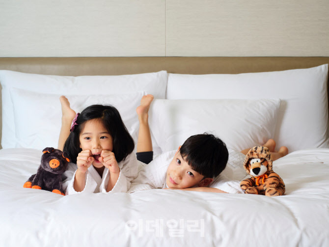 [포토] ‘키즈 앤 패밀리 패키지’ 출시