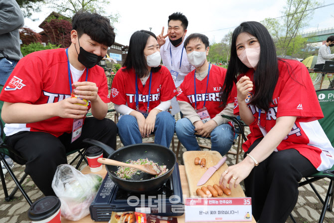 [포토]이원일 셰프와 함께하는 캠핑요리