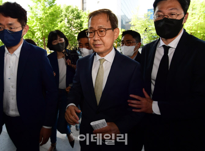[포토]'풀브라이트 논란' 김인철 교육부 장관 후보자 사퇴