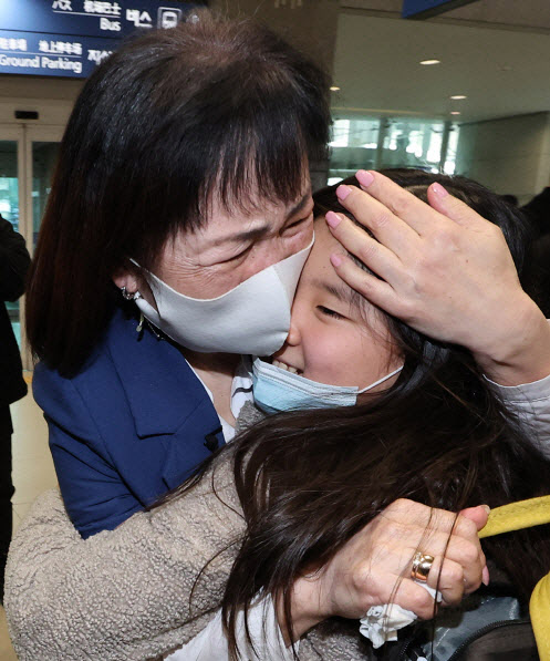 우크라이나 고려인 동포 지원에 여야 머리 맞댄다