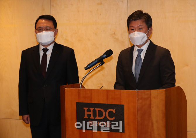 [포토]HDC현대산업개발, '화정동 아이파크 8개동 모두 철거'