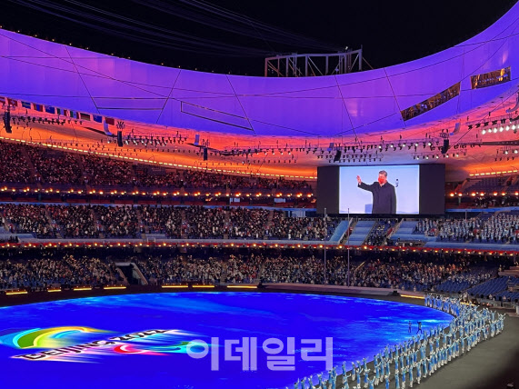 올림픽 강행한 중국, 왜 아시안게임은 연기했나