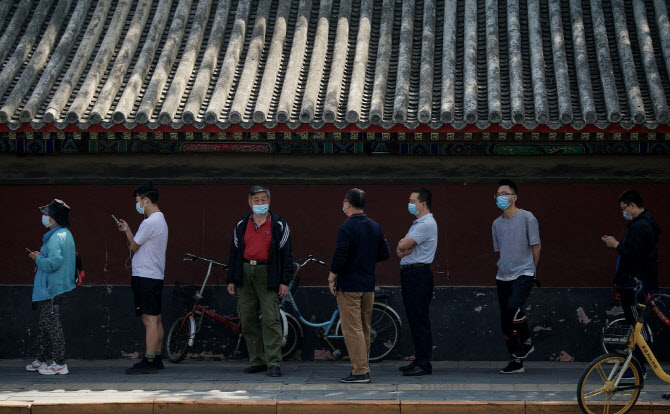 베이징 신규감염 53명으로 소폭↓…일부 지역 또 전수검사