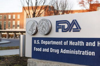 2021 FDA·EMA 통과한 신약 128개...국내 기업 제품은 무엇?