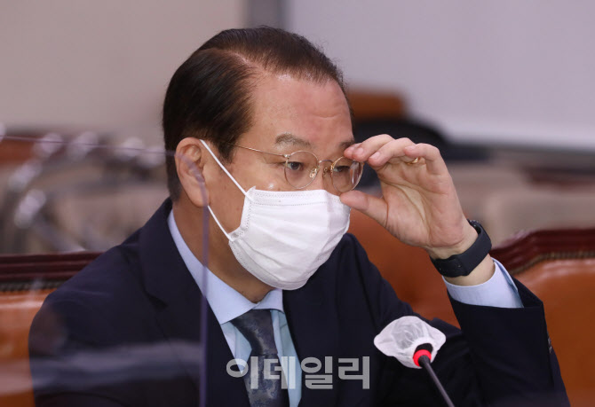 [포토]권영세, '남북 대화 문열고, 도발에는 단호히'
