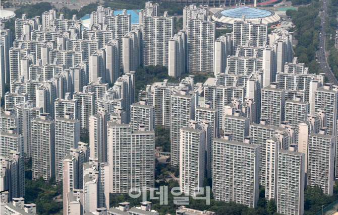 [포토]다시 꿈틀대는 서울 아파트 값…실거래지수 5개월 만에 반등