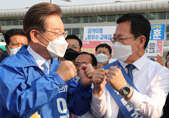 박남춘·이재명, 선거운동 첫날 “GTX-D·제2경인선 지킬 것”