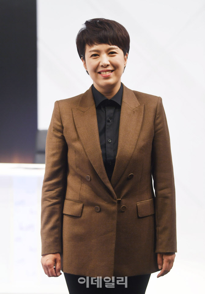 [포토]토론회 참석한 김은혜 국민의힘 경기도지사 후보