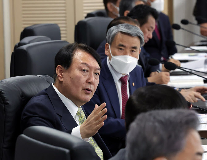 대통령실 “북한 7차 핵실험 준비…기폭장치 작동시험 탐지”(상보)