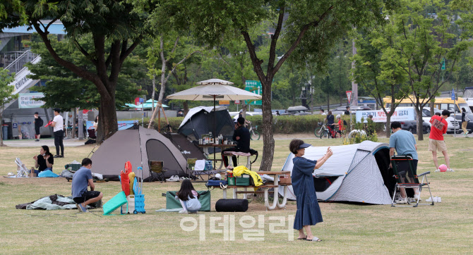 [포토]한강으로 피크닉 왔어요!