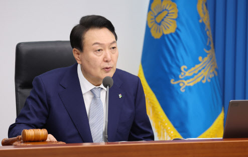 尹대통령 “지방정부, 국정 주요 파트너…시도지사와 자주 소통할 것”(상보)