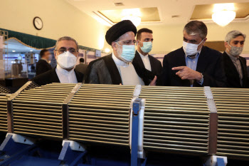 30대 이란 핵과학자 돌연 사망…배후엔 이스라엘?
