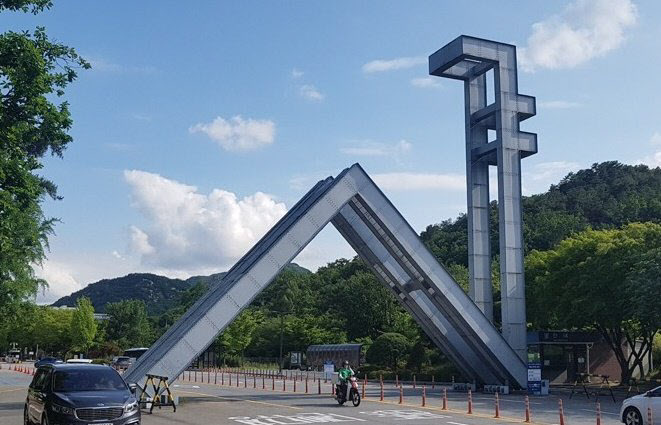 [단독]민사訴 대상인데…행정법원, 서울대 사건 판결했다 2심서 취소