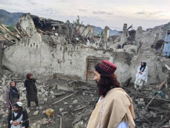 "아프간 강진 가옥 2천채 파괴" ... 사상자 늘어날 듯