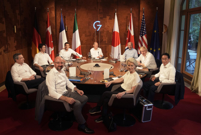 G7, 중국 일대일로' 견제 위해 개도국에 774조원 투자