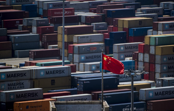 봉쇄 완화에…블룸버그 “중국 경제 완만한 회복세”
