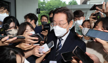 이재명, 국회 입성 후 1호 법안…`민영화 방지법` 발의