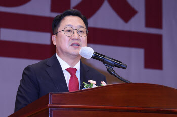 이장우 대전시장, 현안·공약사업 조기해결 승부수 띄울까?