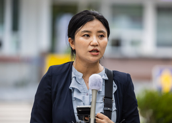 김소연 변호사 "'성상납' 이준석보다 강용석이 낫다"