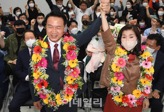 첫 보수 교육수장 경기도 ‘혁신학교’ 존폐 위기[6.1선거 파장]