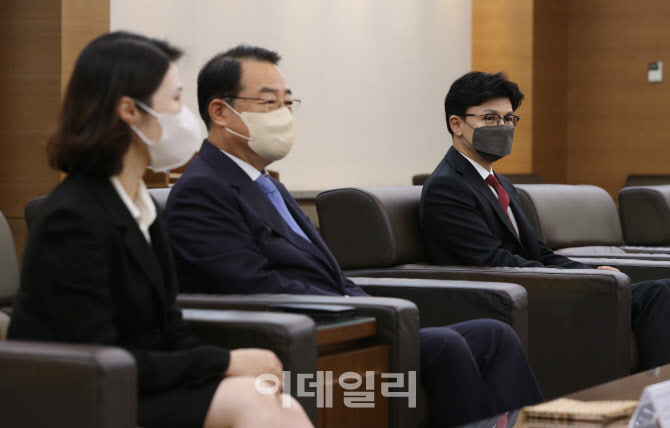 [포토]'윤석열 정부 임명 첫 대법관' 오늘 후보추천위에서 압축