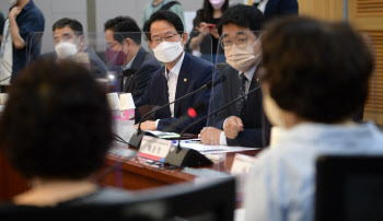 與 "밥상물가 안정 대책 체감 안돼…정부, 실효성 점검해달라"