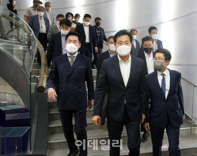 [포토] 오세훈 시장, 쿼드 대학로극장 개관식