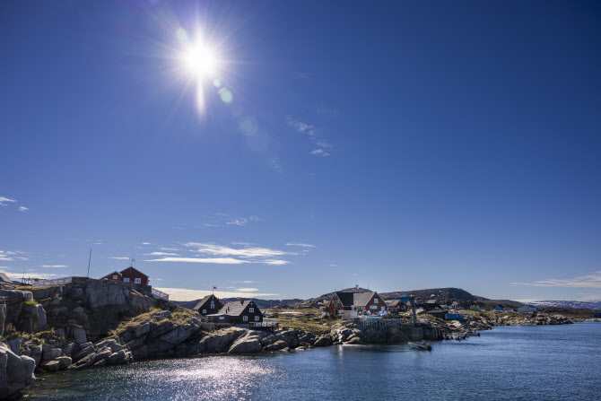 그린란드, 지난 주말 빙하 60만톤 녹아…"주민들 반팔 입고 공놀이"