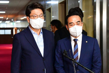 여야, 핵심 상임위 1년 교대에 합의…연금개혁특위도 출범(상보)