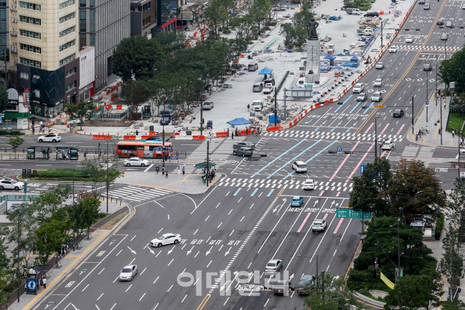 [포토]본격 휴가철, 한산한 도심