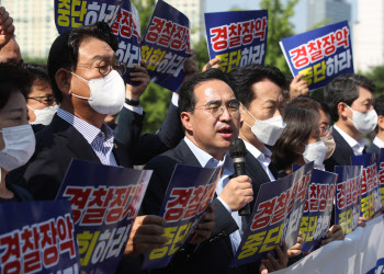 대통령실 앞 찾아간 박홍근 "진정 `국기문란`은 尹 정부가 일으켜"