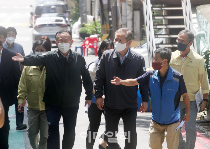 [포토] 폭염 대응태세 점검하는 이상민 장관