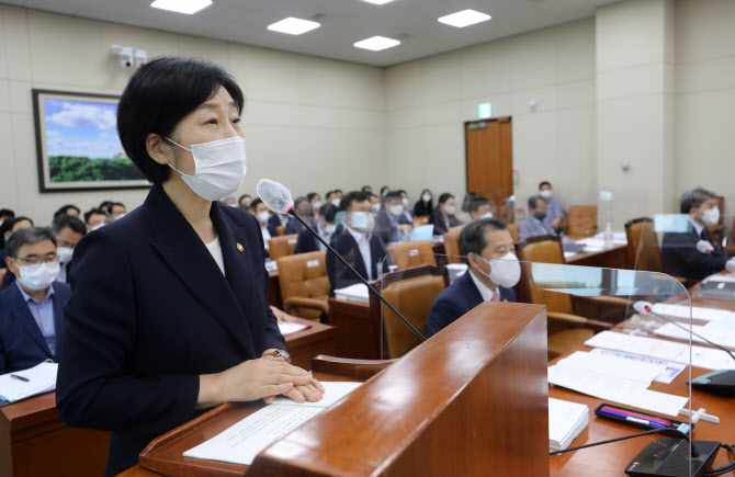 한화진 "용산공원 전면개방은 재검토…4대강보 활용 물관리"